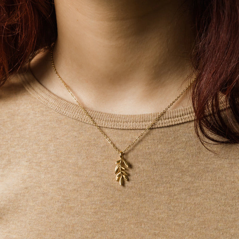 قلادة غصن الزيتون